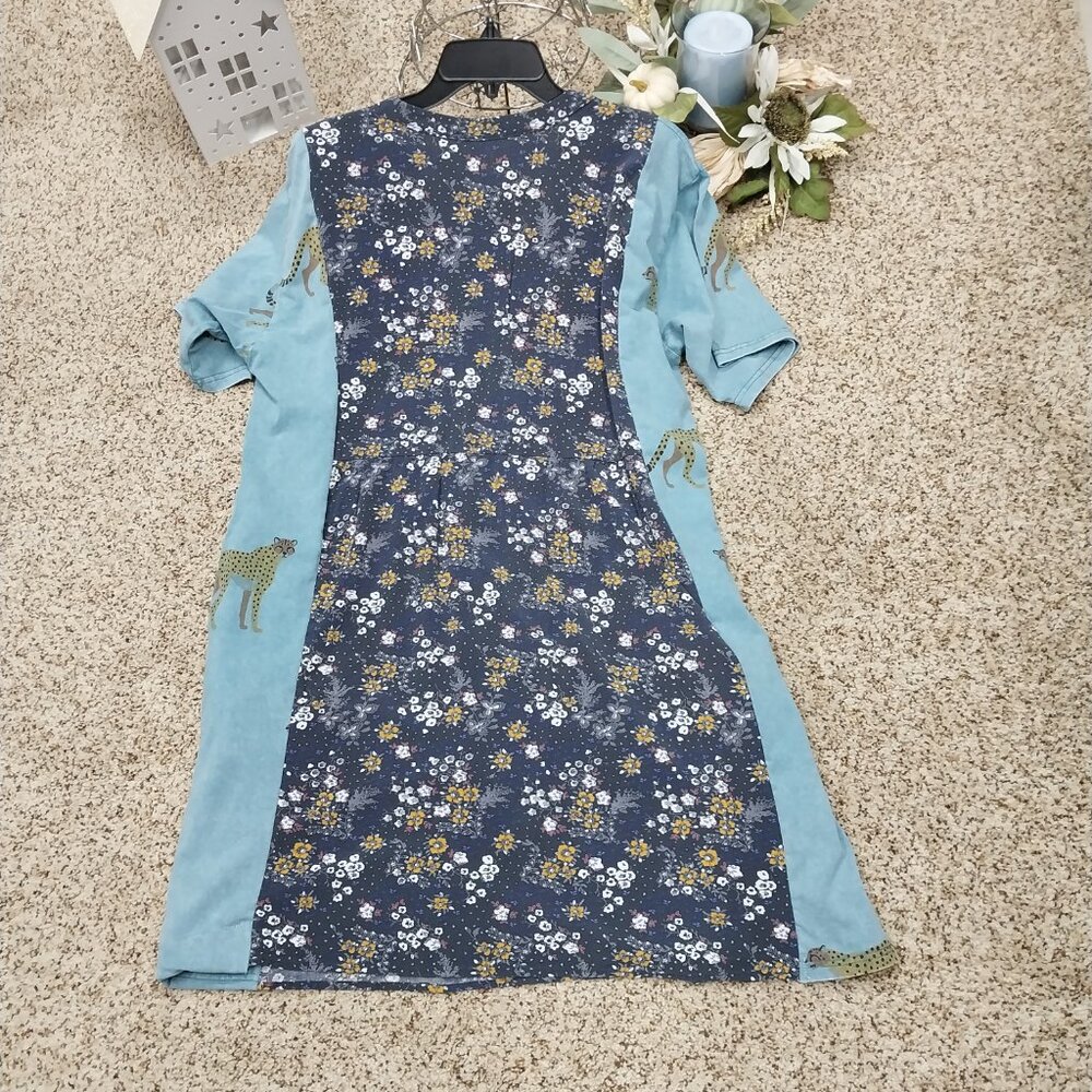 3584 Size XXL Upcycled Old Navy Tunic Dress in Blue and Gold. - Picture 5 of 5